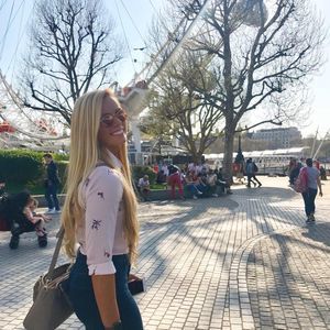 Meet your Posher, Rachel